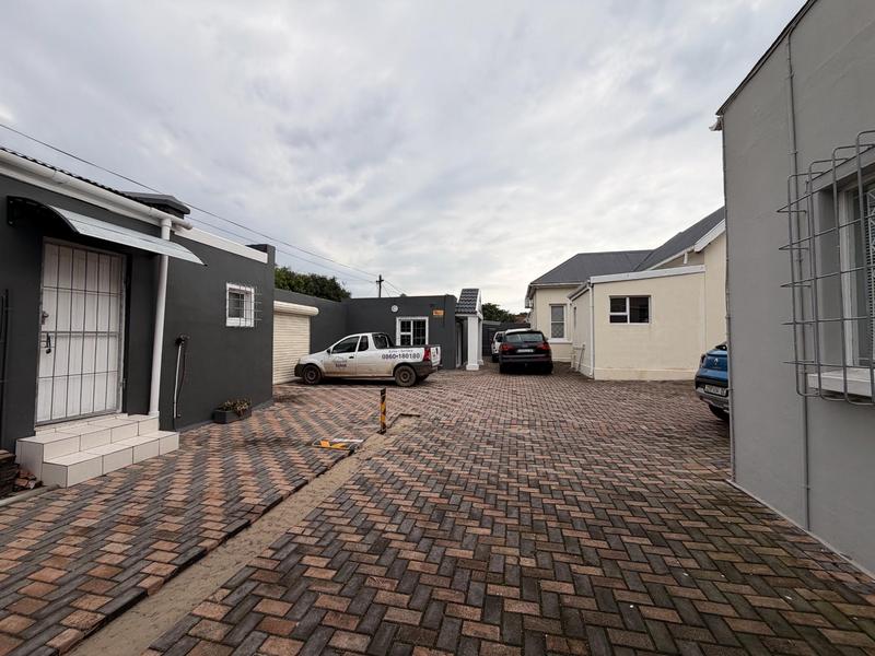 To Let Commercial Property for Rent in Mill Park Eastern Cape